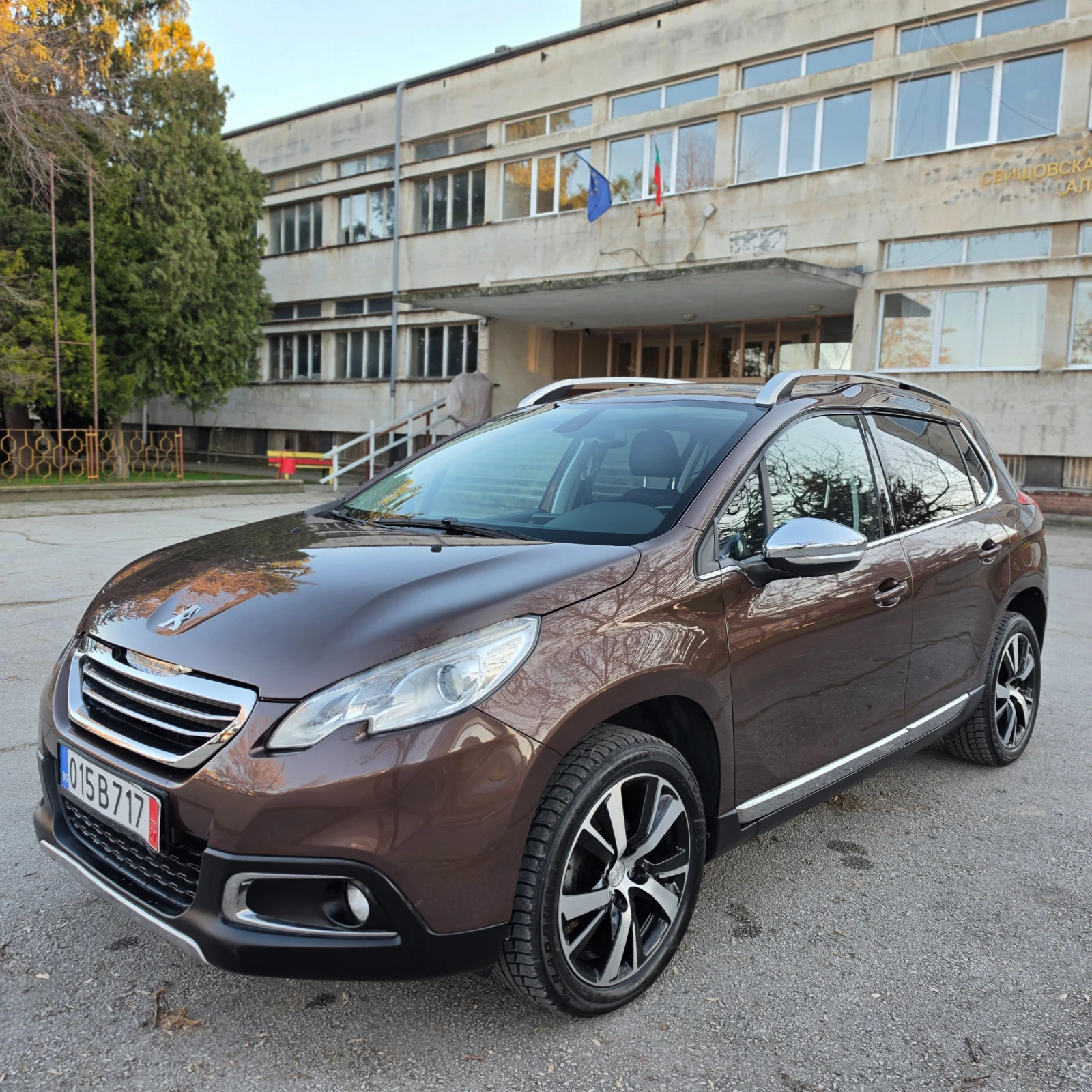 Peugeot 2008 1.6HDI, снимка 14 - Автомобили и джипове - 53775640