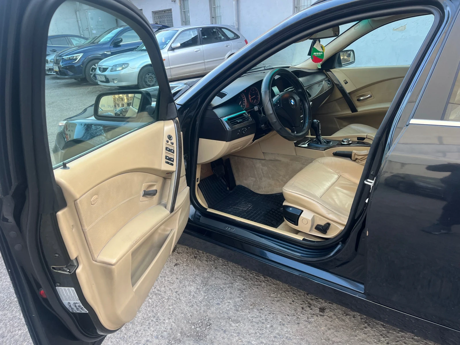 BMW 530  Xdrive, снимка 9 - Автомобили и джипове - 53792620