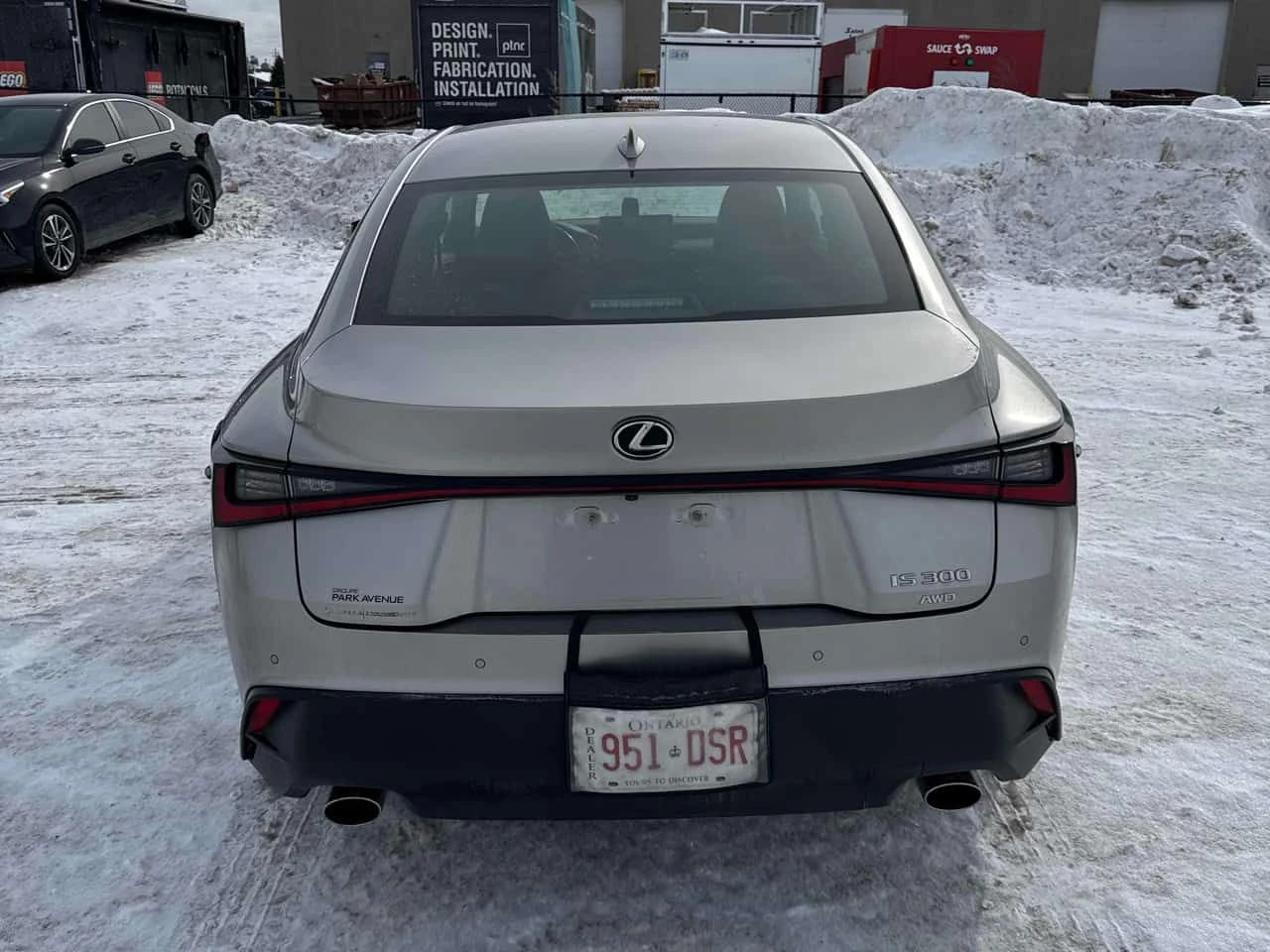 Lexus IS 300 * DISTRONIC* ОБДУХВАНЕ* ШИБИДАХ* , снимка 4 - Автомобили и джипове - 53953811