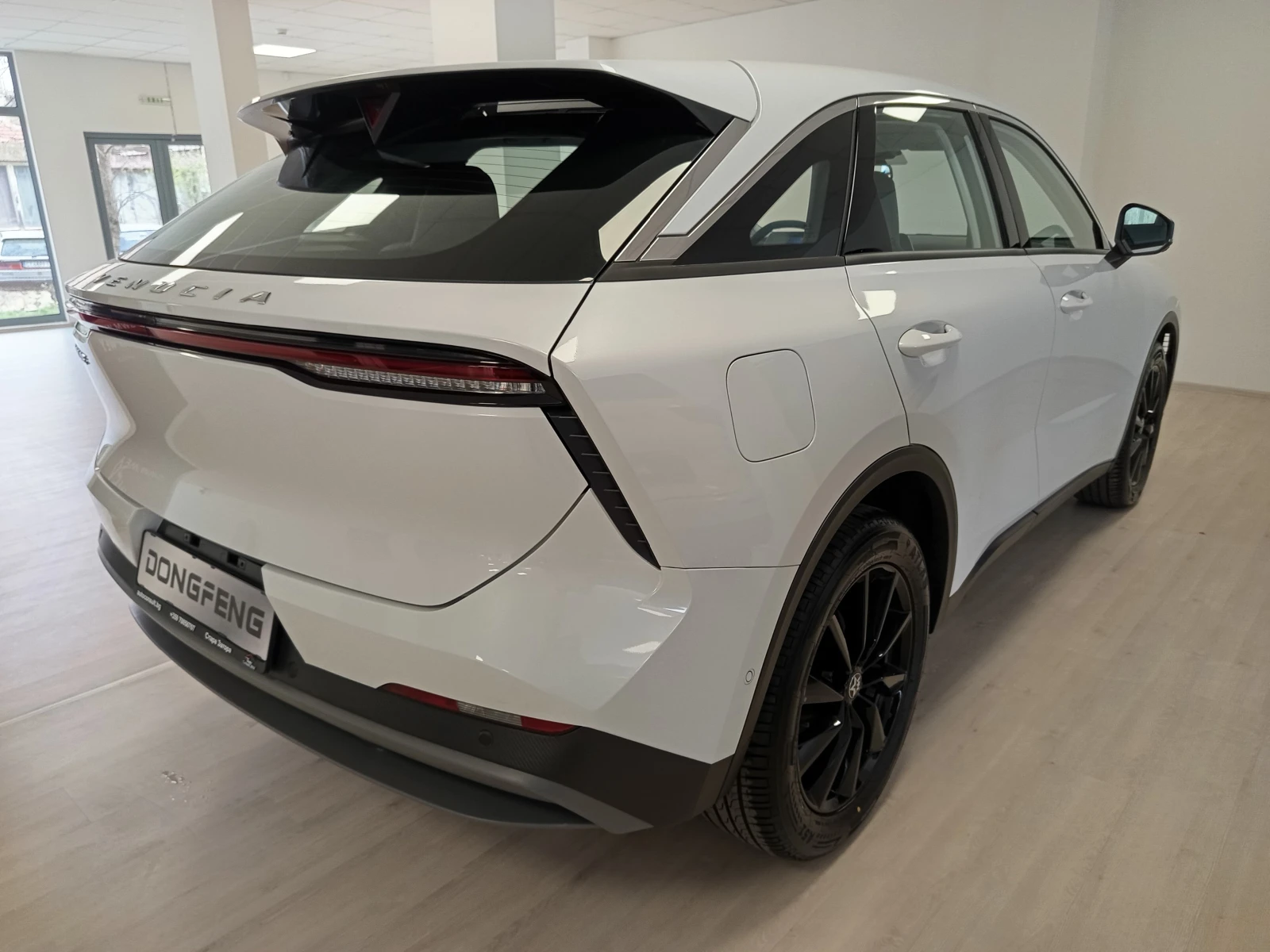 DONGFENG Vanucia V-Online 1, 5 TGDI (190 K.c) 7DCT, снимка 6 - Автомобили и джипове - 54212165