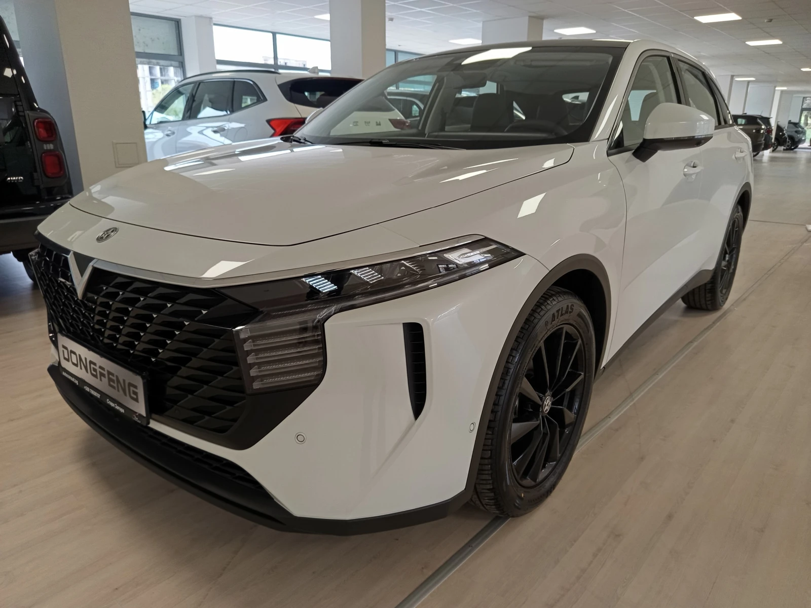 DONGFENG Vanucia V-Online 1, 5 TGDI (190 K.c) 7DCT, снимка 3 - Автомобили и джипове - 54212165