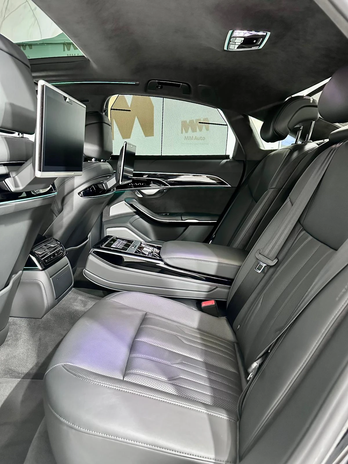 Audi A8 55 TFSI Quattro* TV* HuD* 3D B&O* Pano* FULL | Mobile.bg � ����������� 12