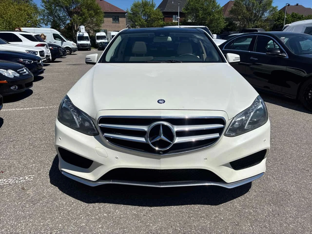 Mercedes-Benz E 300 * АВТОКРЕДИТ БЕЗ ПЪРВОНАЧАЛНА ВНОСКА, снимка 2 - Автомобили и джипове - 54635416