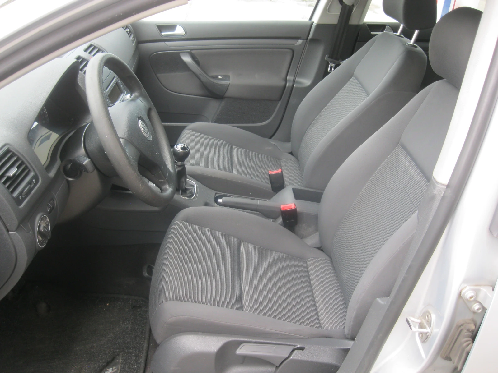 VW Golf 1.9 TDI.  105 ks, снимка 12 - Автомобили и джипове - 54651276