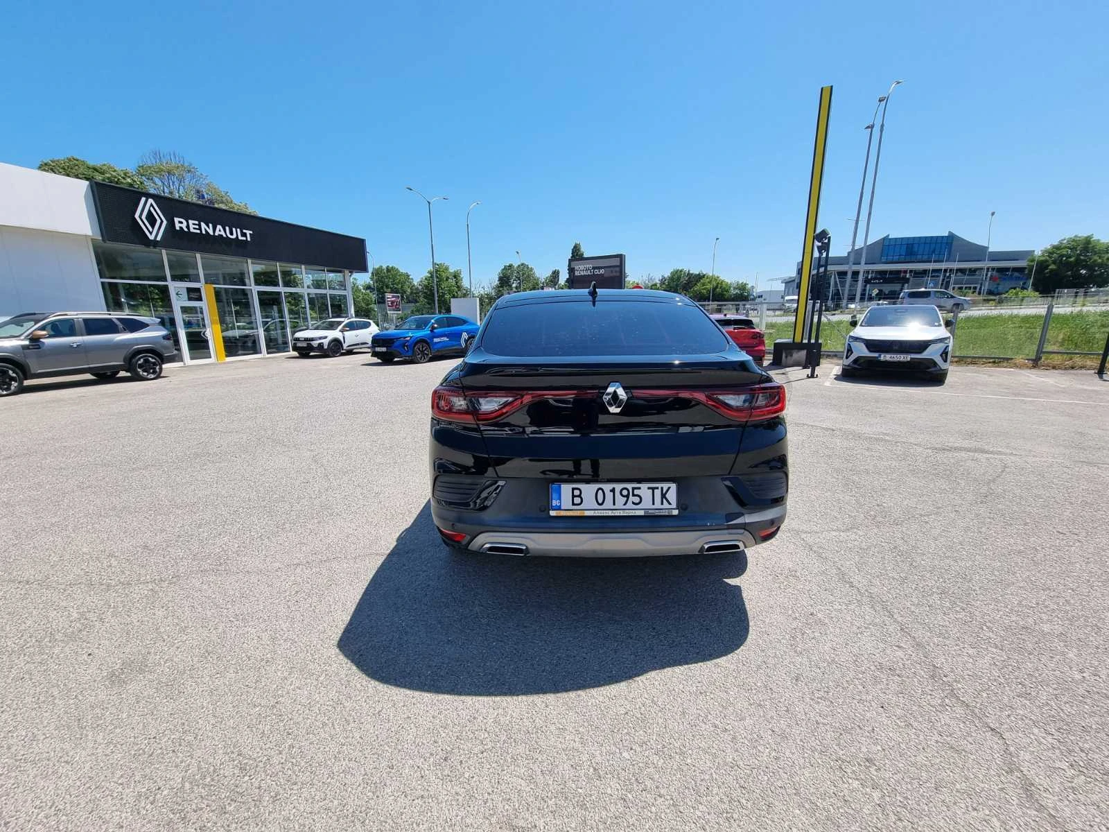 Renault Arkana TCe 140 к.с. EDC, снимка 6 - Автомобили и джипове - 54869271