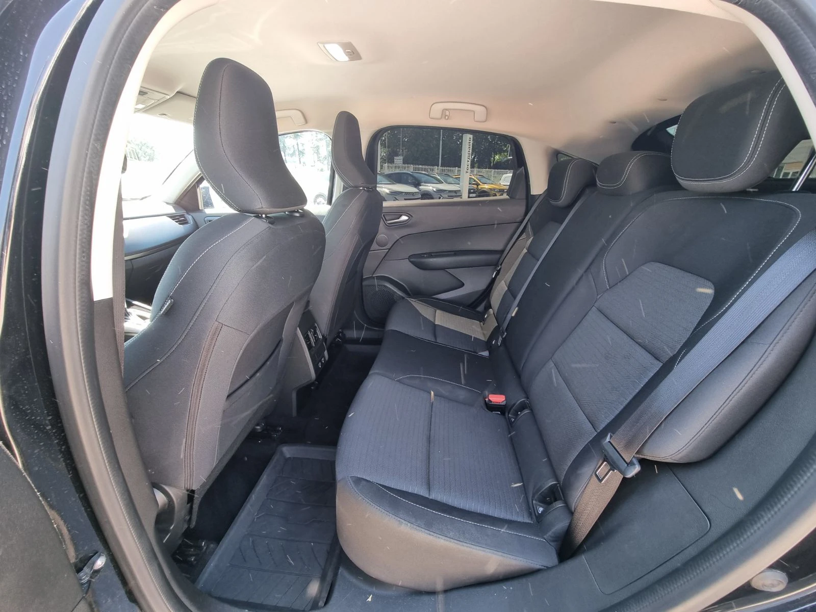 Renault Arkana TCe 140 к.с. EDC, снимка 14 - Автомобили и джипове - 54869271