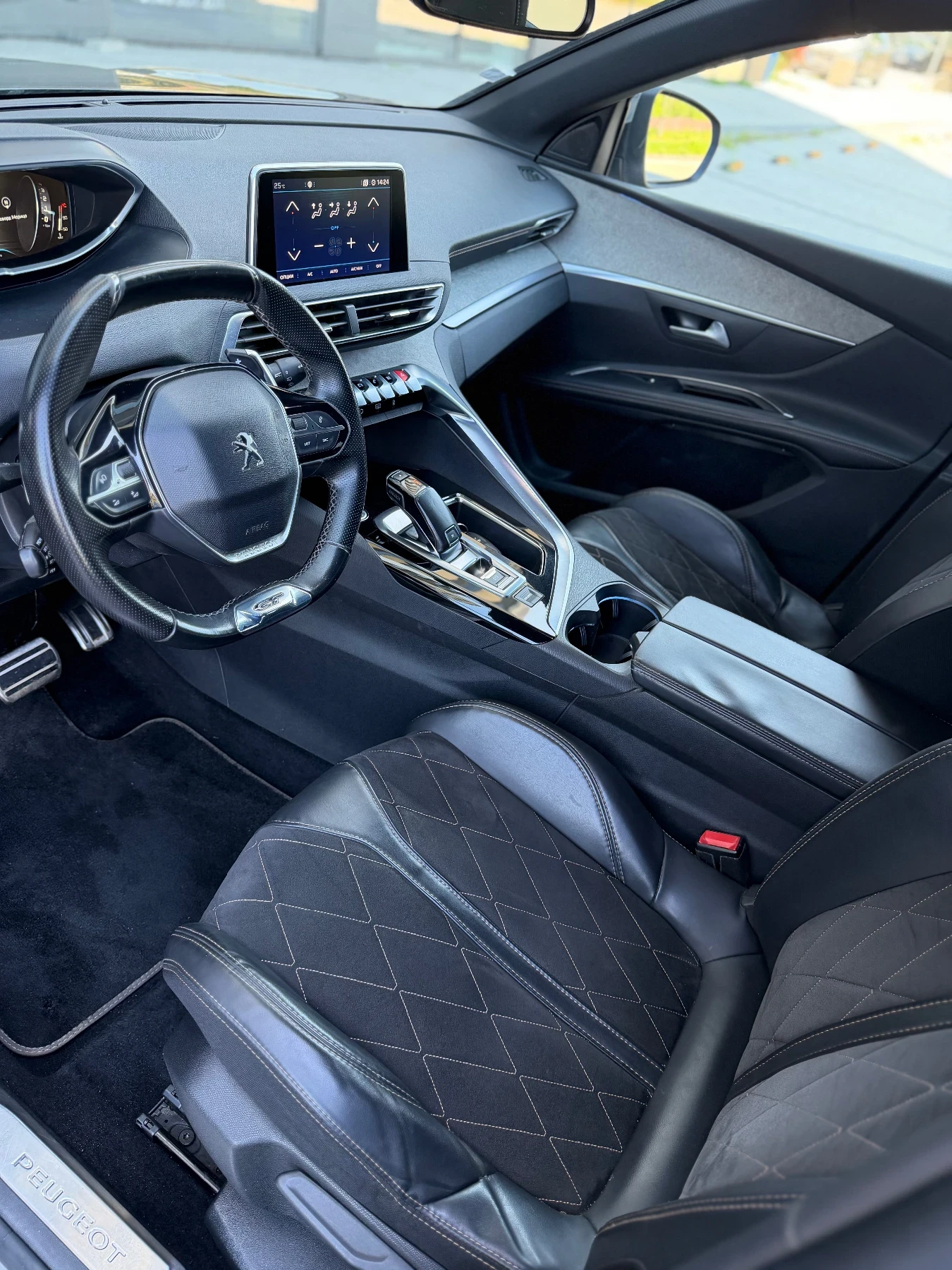 Peugeot 5008 GT Line 2.0HDi, снимка 8 - Автомобили и джипове - 55087285