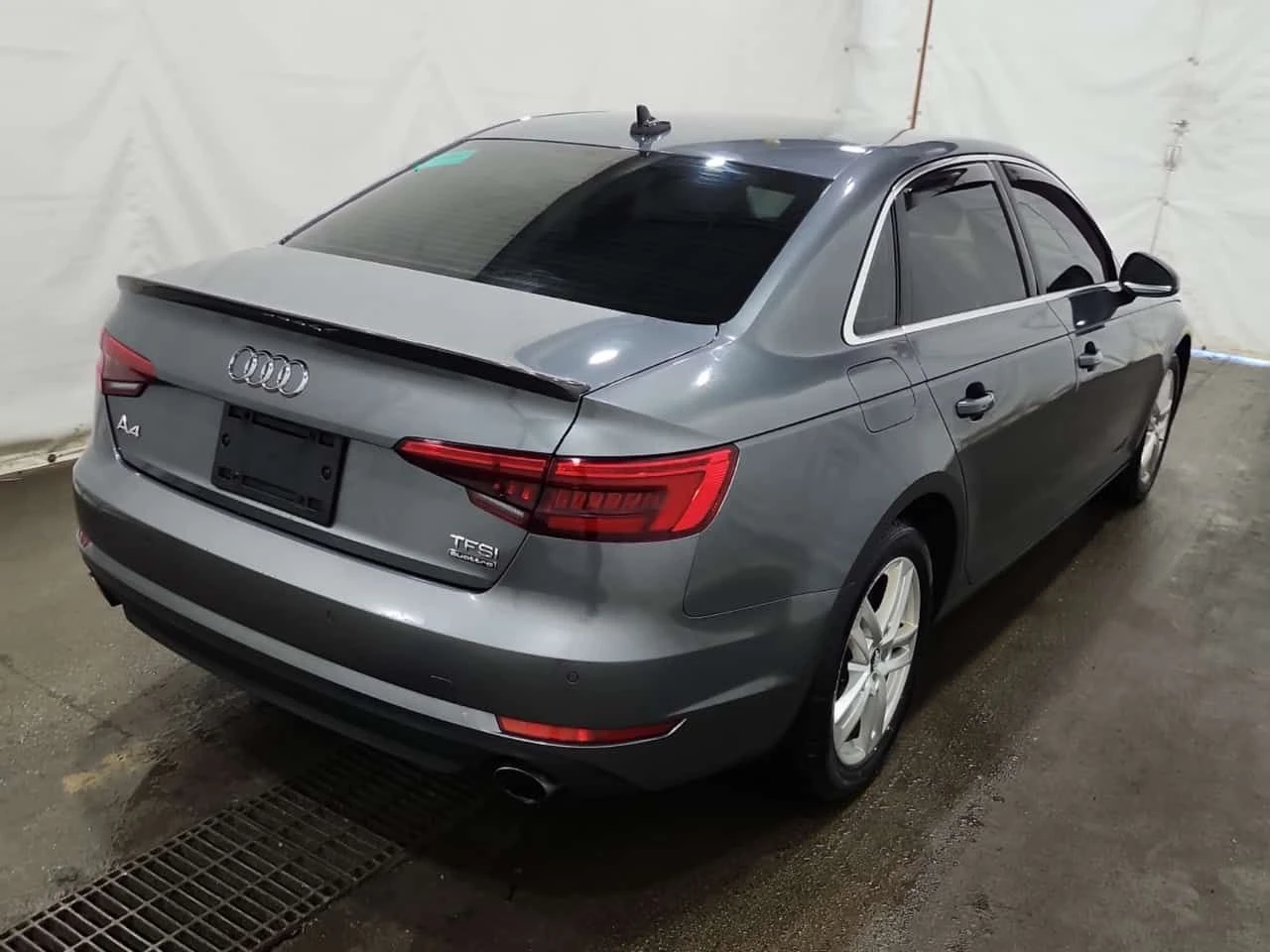Audi A4 * TECHNIK * CARFAX * ЦЕНА ДО БГ, снимка 3 - Автомобили и джипове - 55224365