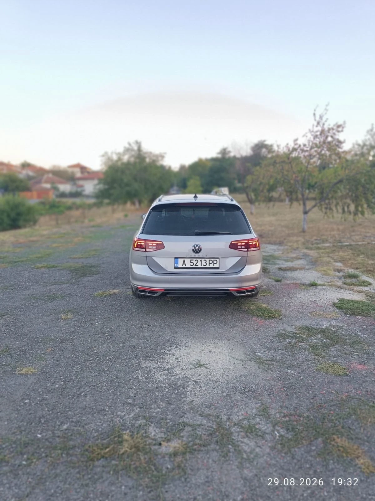 VW Passat, снимка 11 - Автомобили и джипове - 55876632