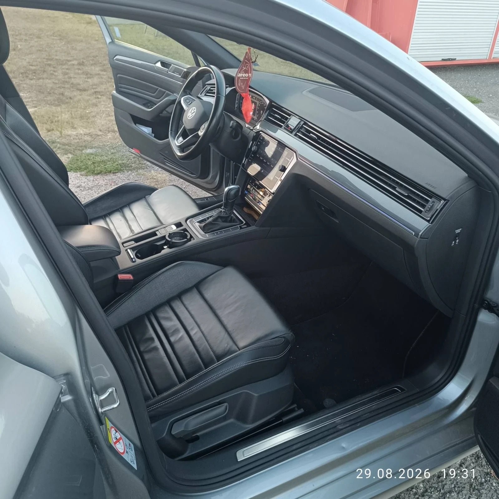 VW Passat, снимка 10 - Автомобили и джипове - 55876632