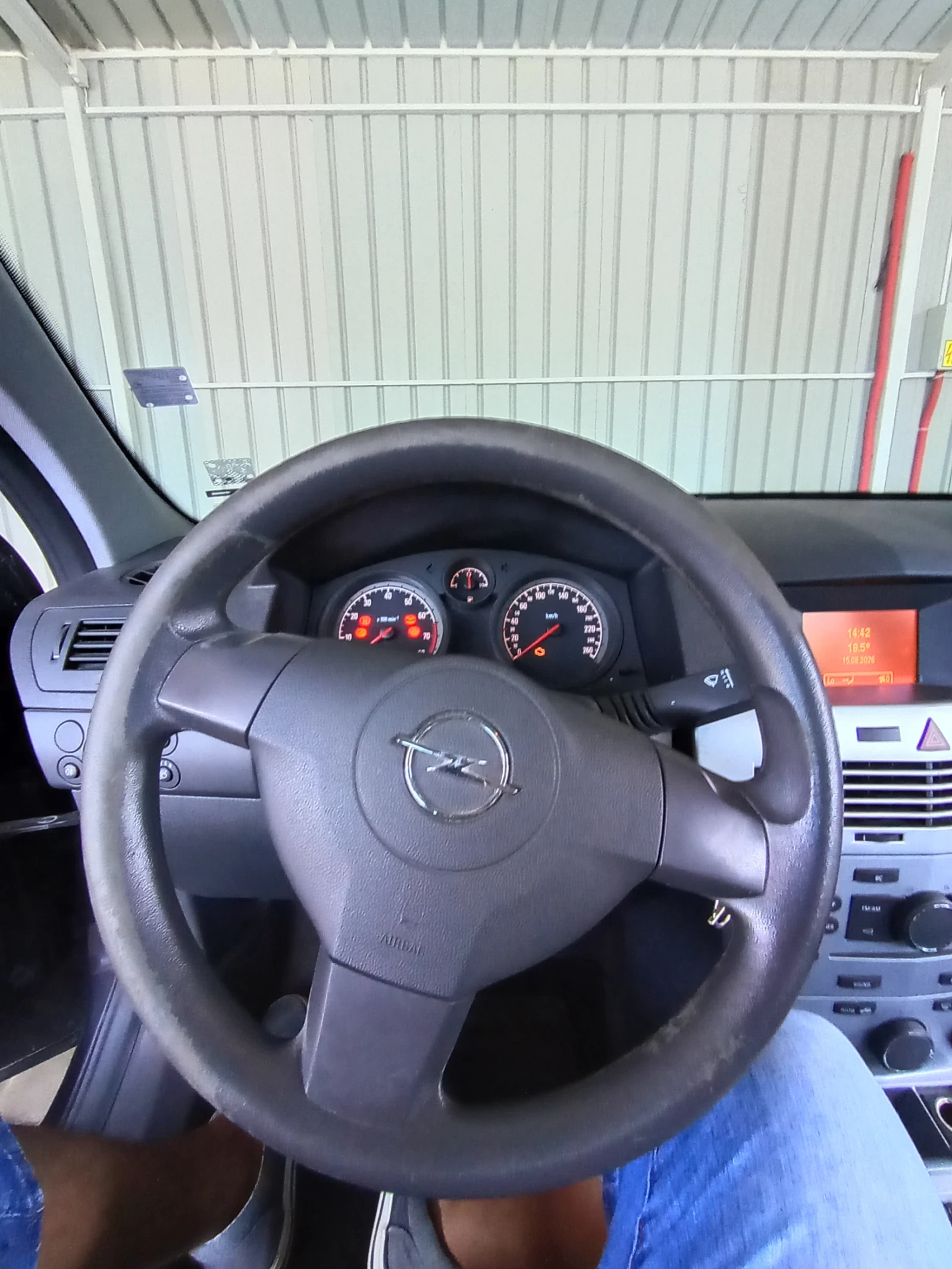 Opel Astra, снимка 4 - Автомобили и джипове - 55925724