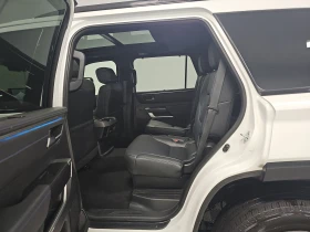Toyota Sequoia PLATINUM AWD | Mobile.bg    12