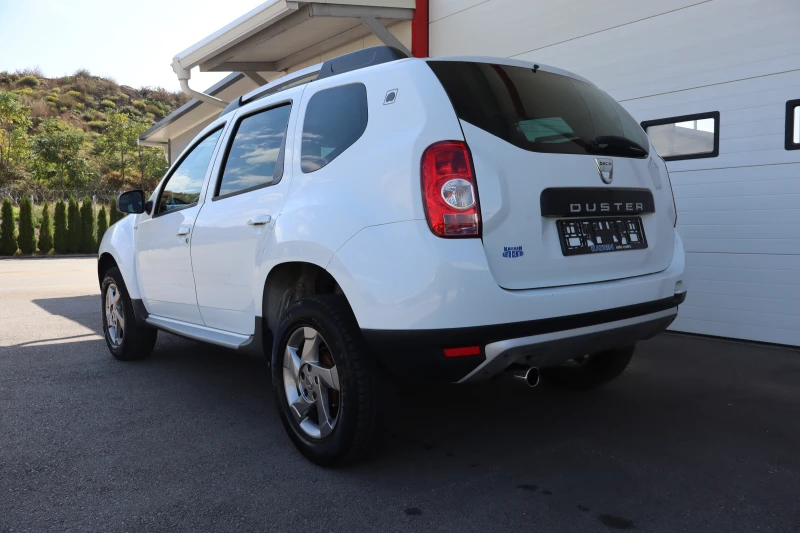 Dacia Duster 1.6I-171000KM!!!, снимка 7 - Автомобили и джипове - 47545335