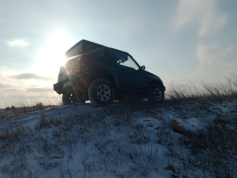 Suzuki Vitara 1.6, снимка 2 - Автомобили и джипове - 53420788