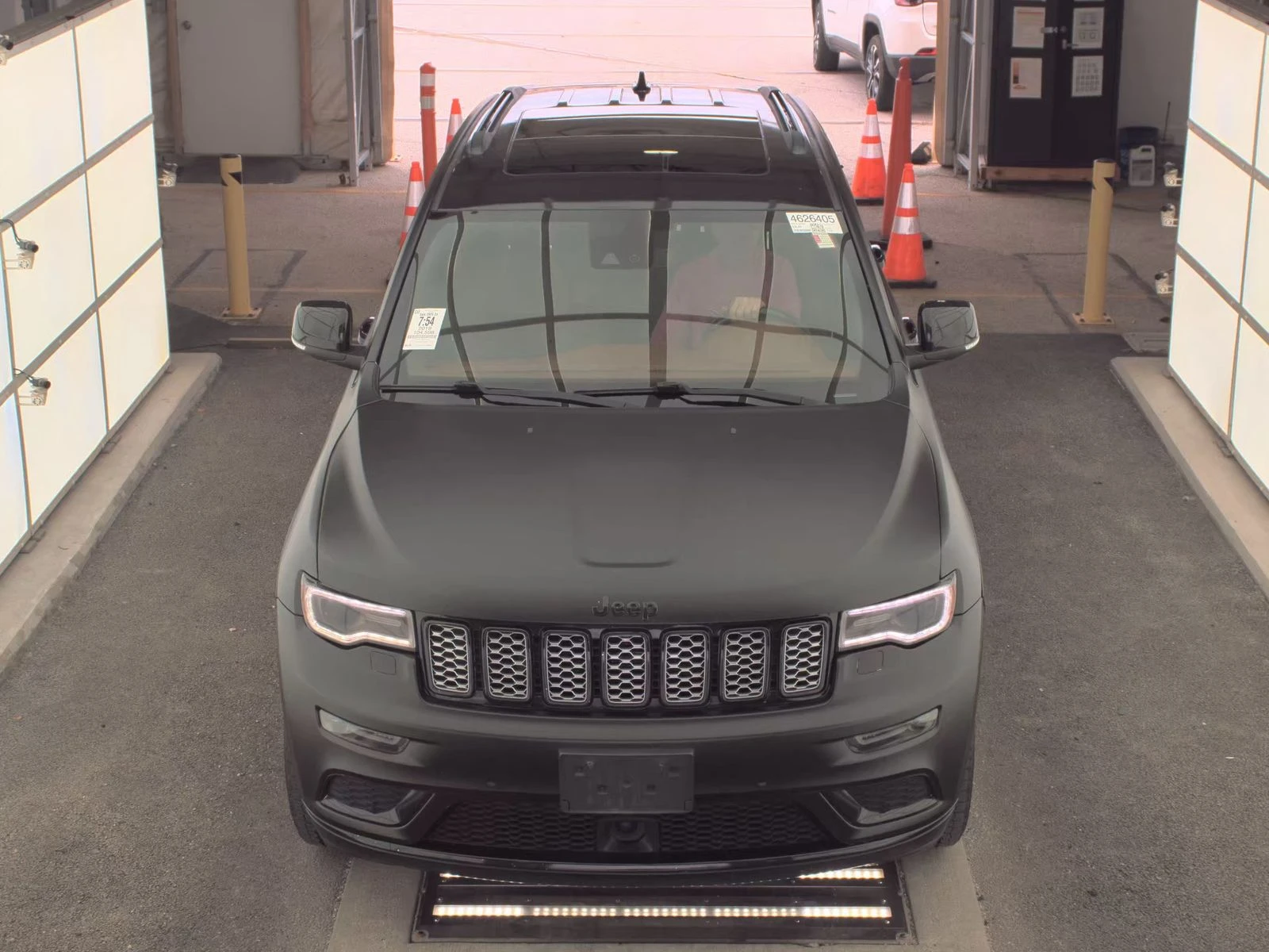 Jeep Grand cherokee SUMMIT* 5.7L* 8ZF* ДИСТРОНИК* ОБДУХВАНЕ* ПАНО* H&K - изображение 2