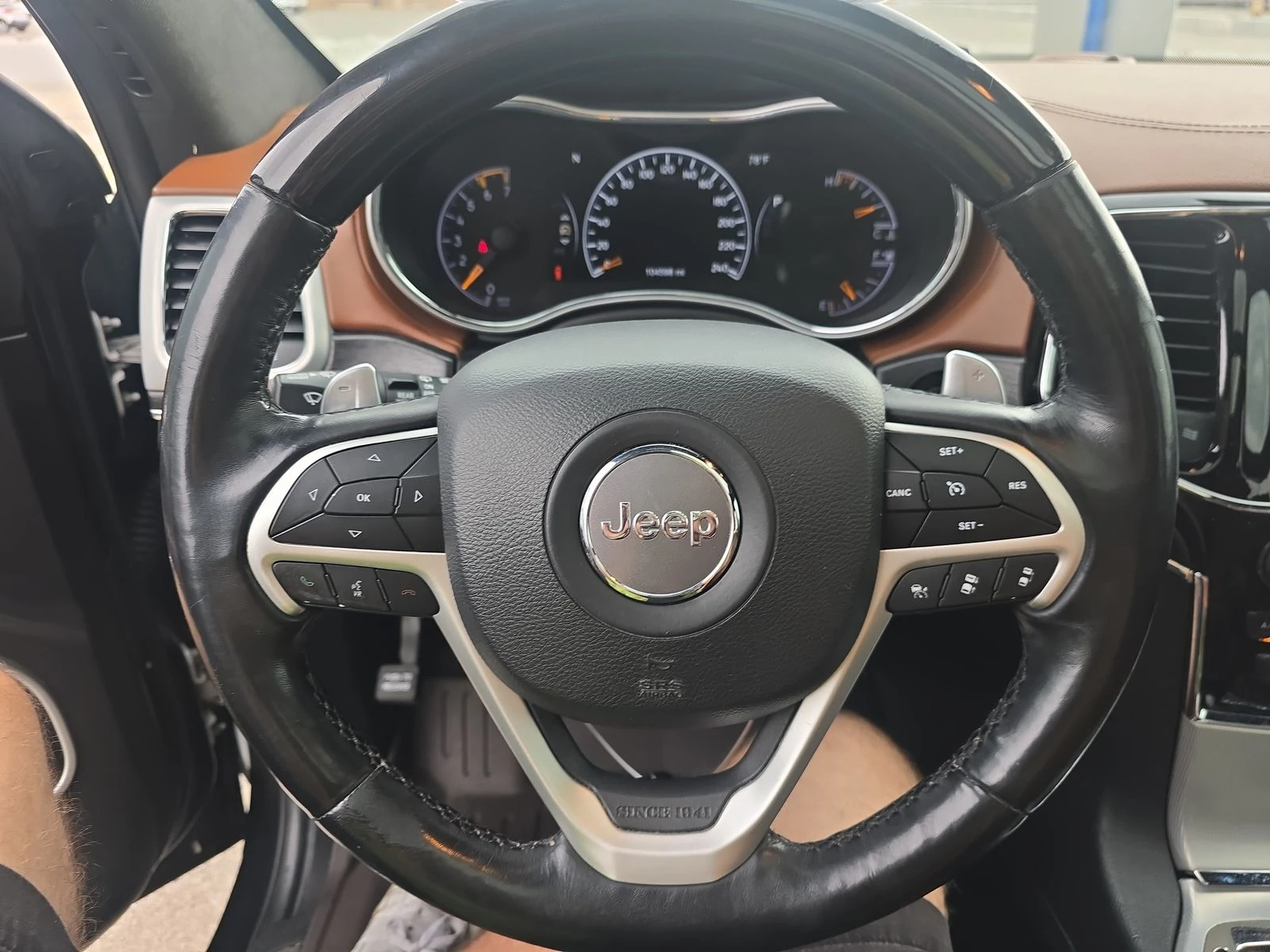 Jeep Grand cherokee SUMMIT* 5.7L* 8ZF* ДИСТРОНИК* ОБДУХВАНЕ* ПАНО* H&K - изображение 8
