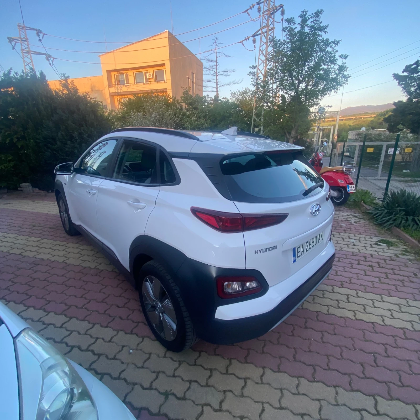 Hyundai Kona, снимка 6 - Автомобили и джипове - 54564549