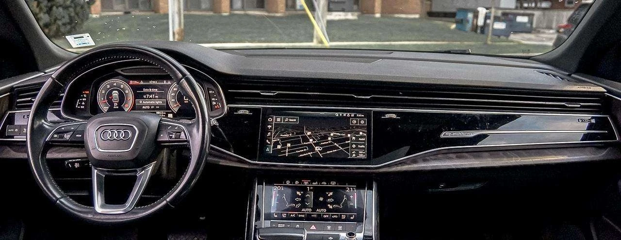 Audi Q8 Progressiv S-LINE QUATTRO| NAVI | 360 CAM | PANO |, снимка 15 - Автомобили и джипове - 54806849