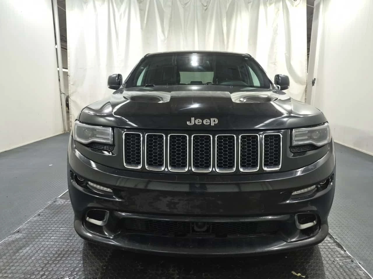 Jeep Grand cherokee SRT8 / 6.4 /  CARFAX * БЕЗ ПЪРВОНАЧАЛНА ВНОСКА, снимка 6 - Автомобили и джипове - 54858453