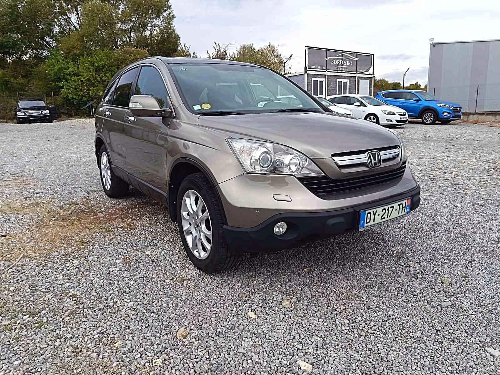 Honda Cr-v exclusive, снимка 3 - Автомобили и джипове - 55429562