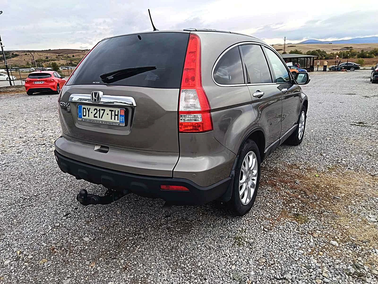 Honda Cr-v exclusive, снимка 4 - Автомобили и джипове - 55429562