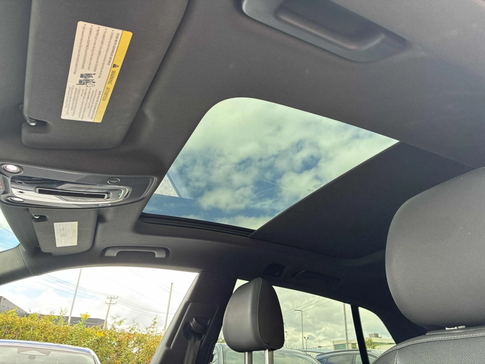 Audi Q8 Progressiv* S-line* Distronic* 360* Обдух* Автокре, снимка 11 - Автомобили и джипове - 55868085