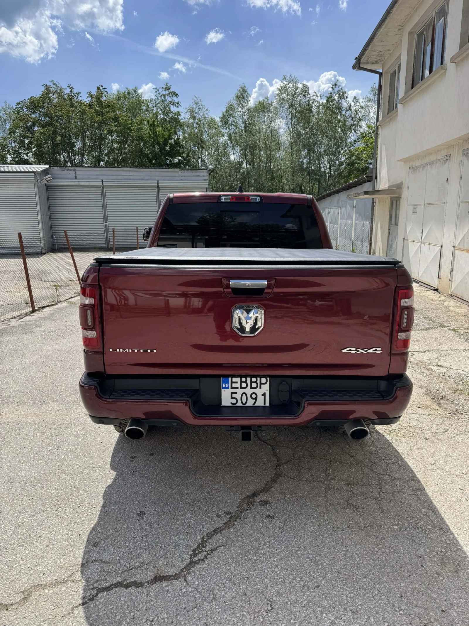 Dodge RAM 1500 Limited, снимка 2 - Автомобили и джипове - 55882171