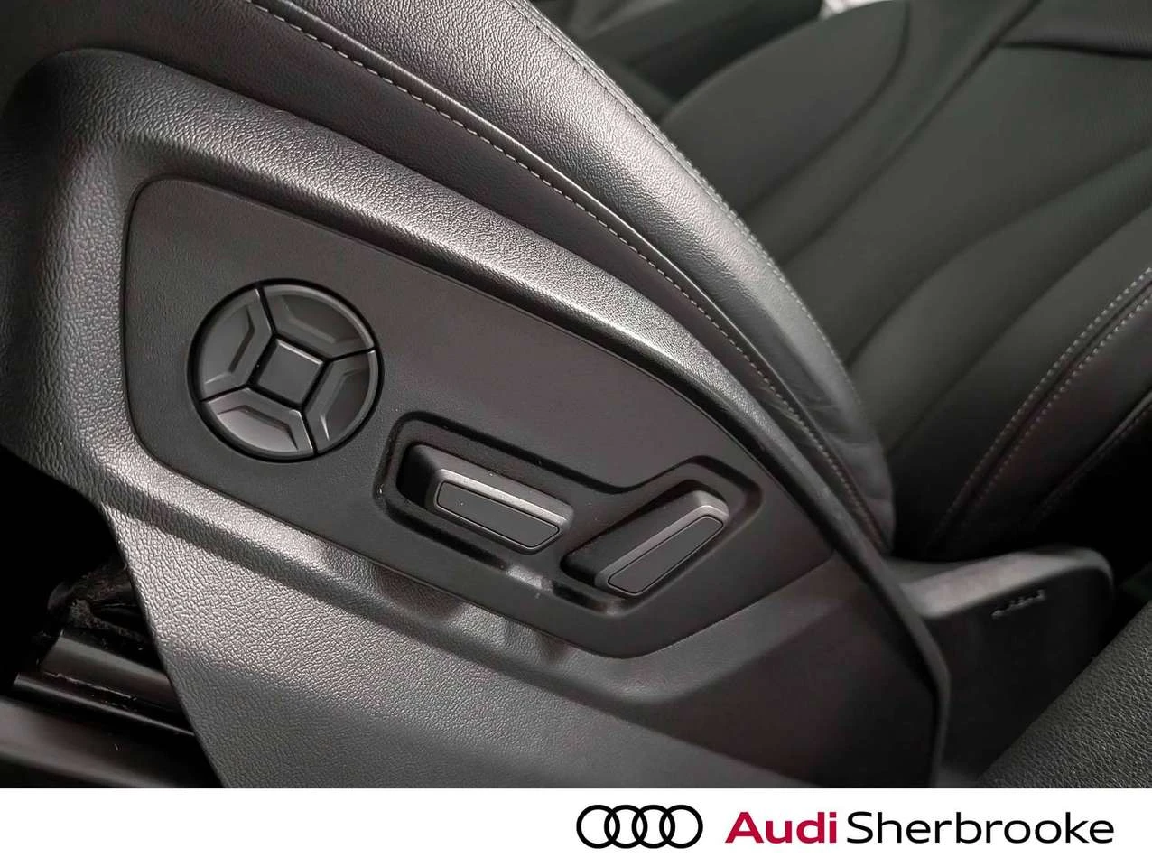 Audi Q7 Technik, снимка 10 - Автомобили и джипове - 56438076