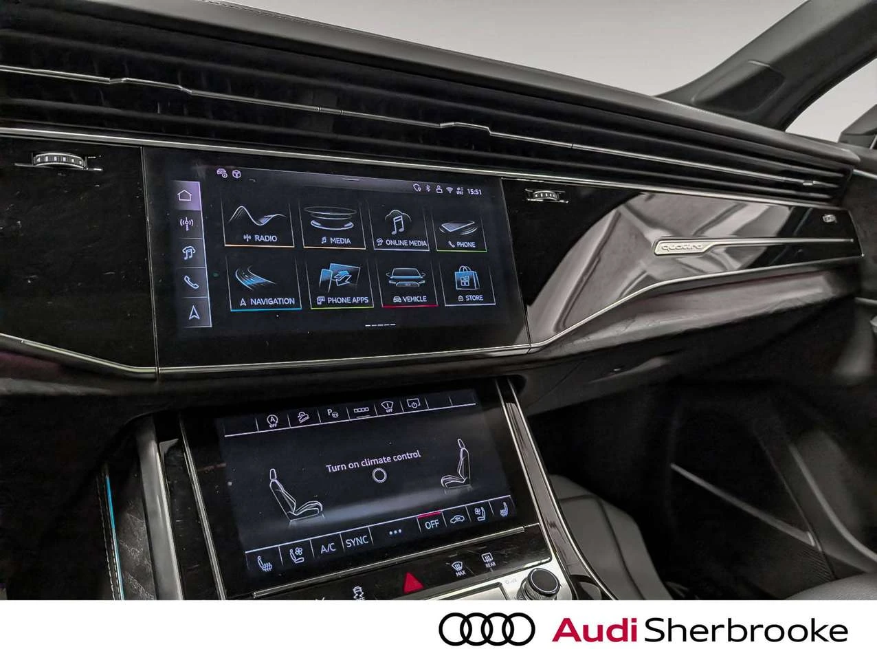 Audi Q7 Technik, снимка 15 - Автомобили и джипове - 56438076