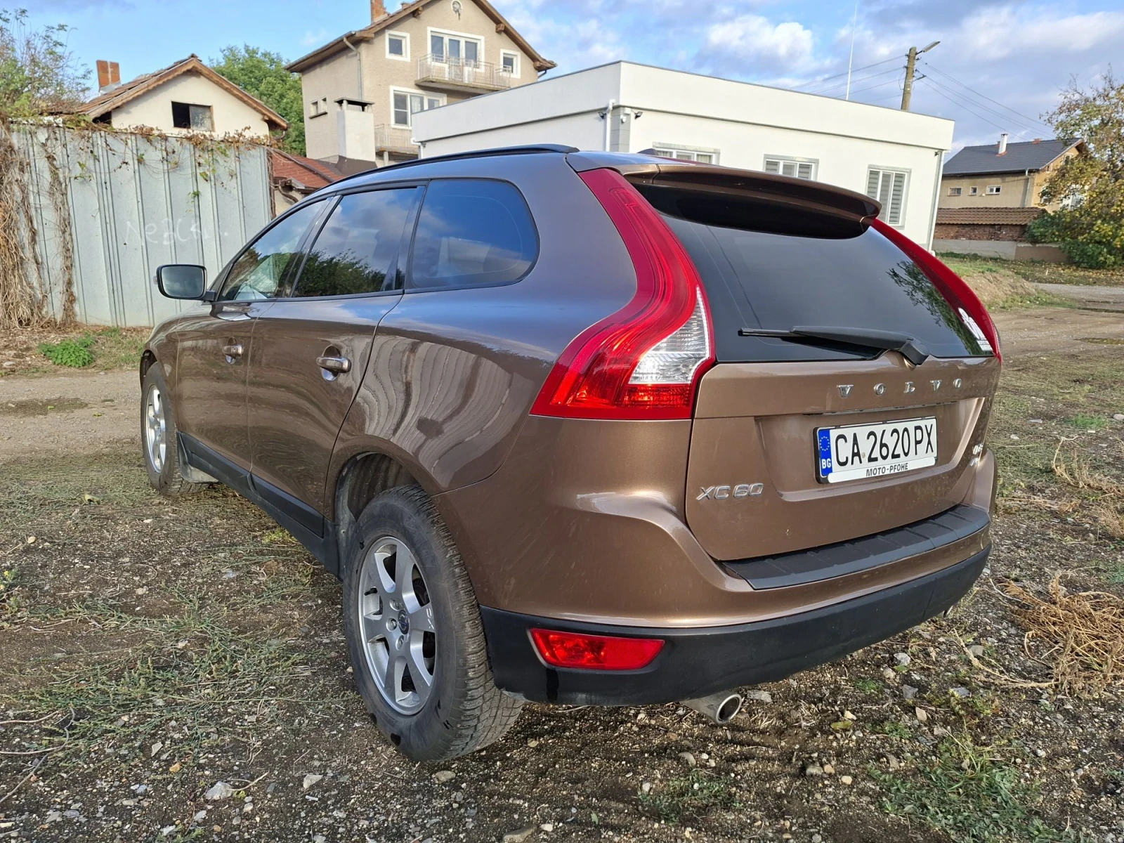 Volvo XC60 D3, снимка 4 - Автомобили и джипове - 56554795