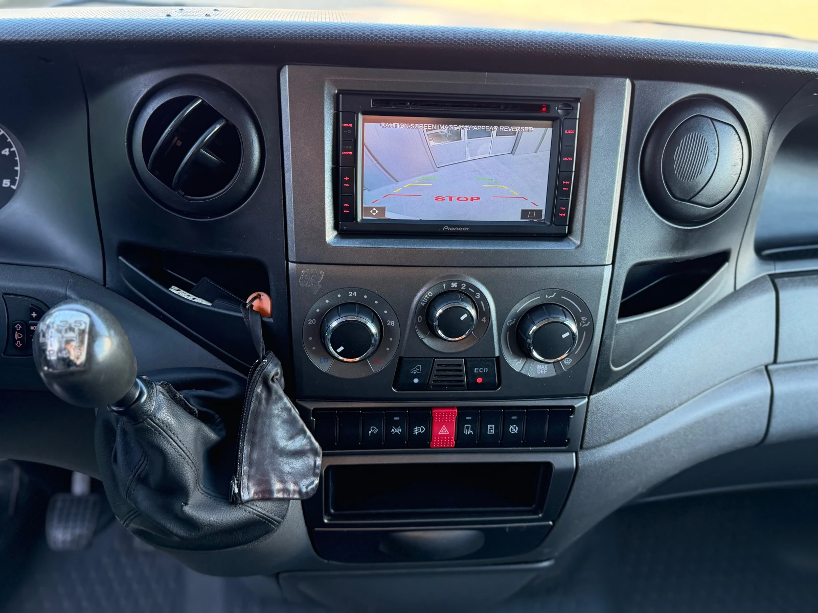 Iveco Daily 35S13!MAXI!КЛИМА!ТОП!, снимка 15 - Бусове и автобуси - 54139002