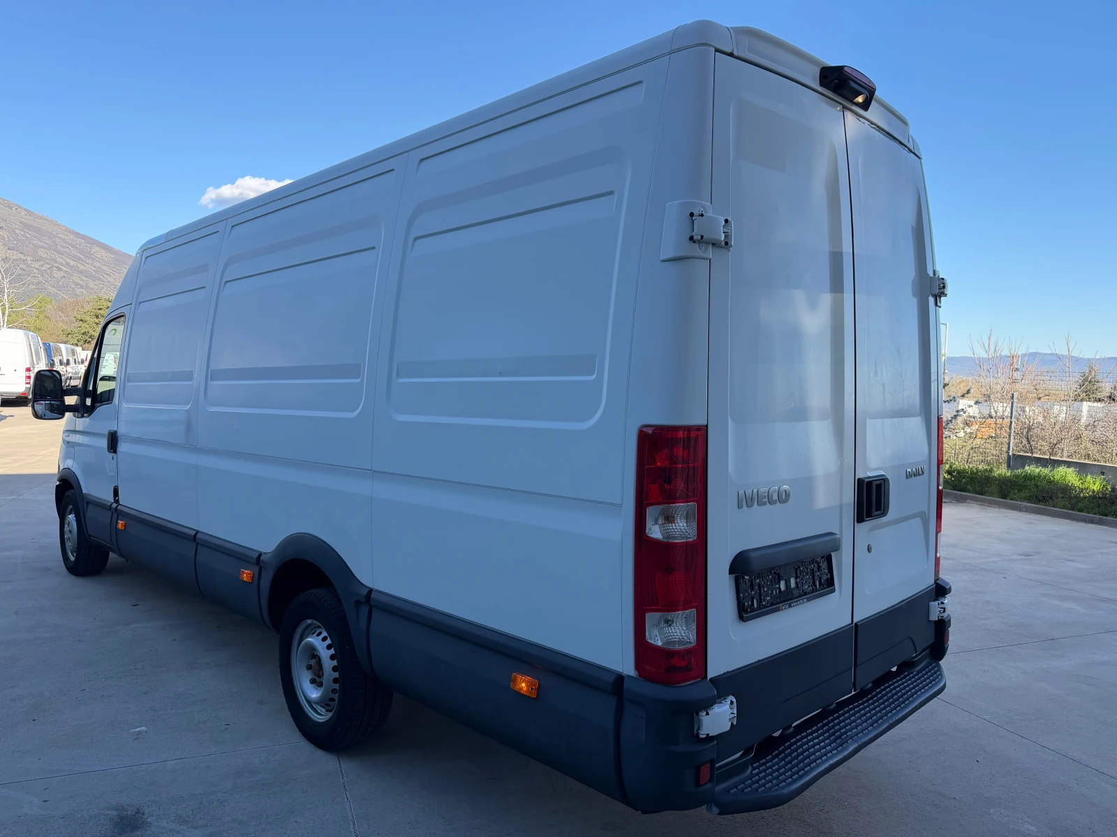 Iveco Daily 35S13!MAXI!КЛИМА!ТОП!, снимка 5 - Бусове и автобуси - 54139002
