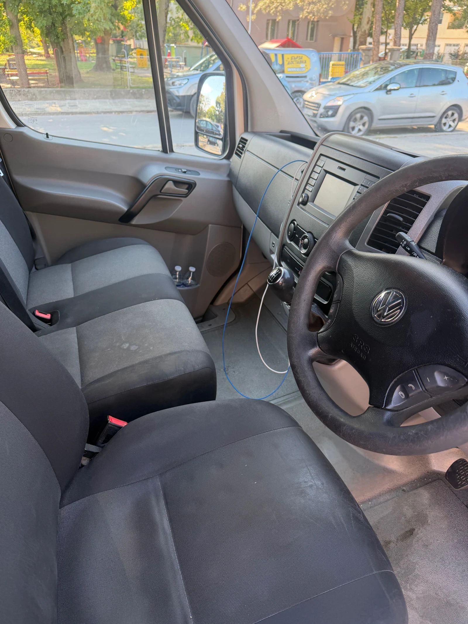 VW Crafter 2.0 TDI BiTurbo, снимка 10 - Бусове и автобуси - 56315142