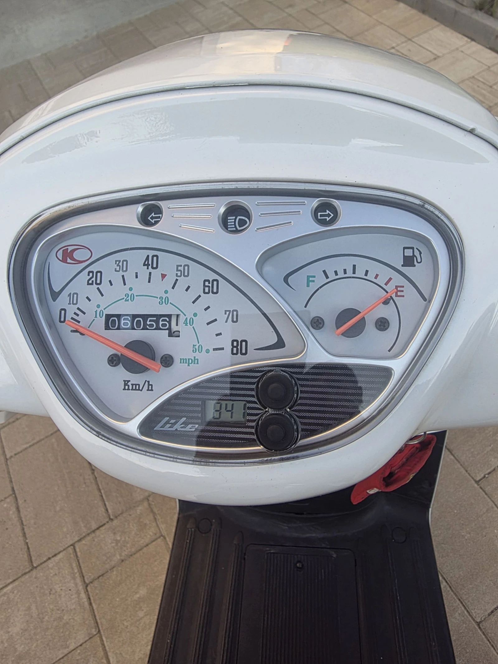 Kymco Like 50 cc, снимка 8 - Мотоциклети и мототехника - 55410984