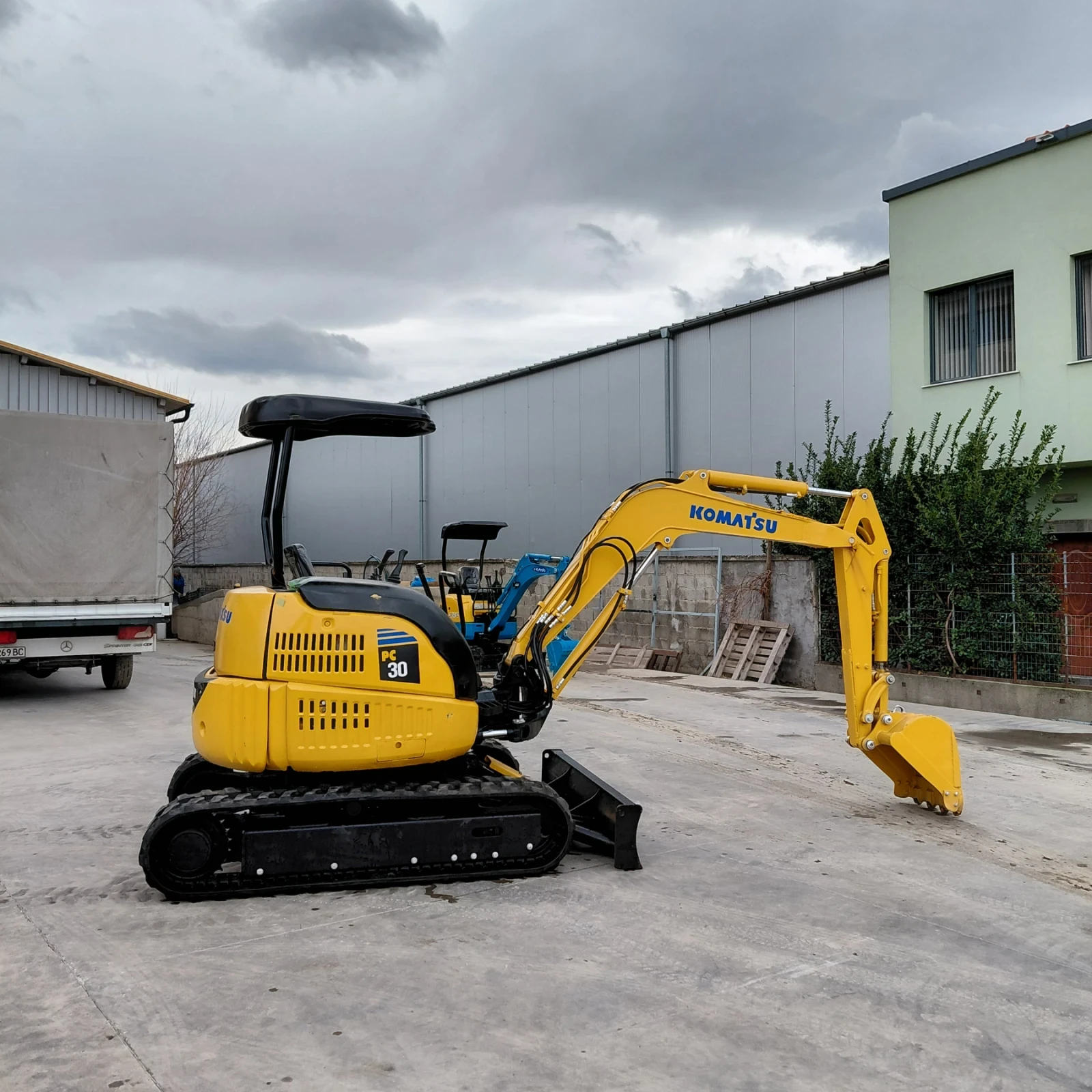 ����� Komatsu PC30MR-1 * ������� * ��� ��������� *  | Mobile.bg � ����������� 2