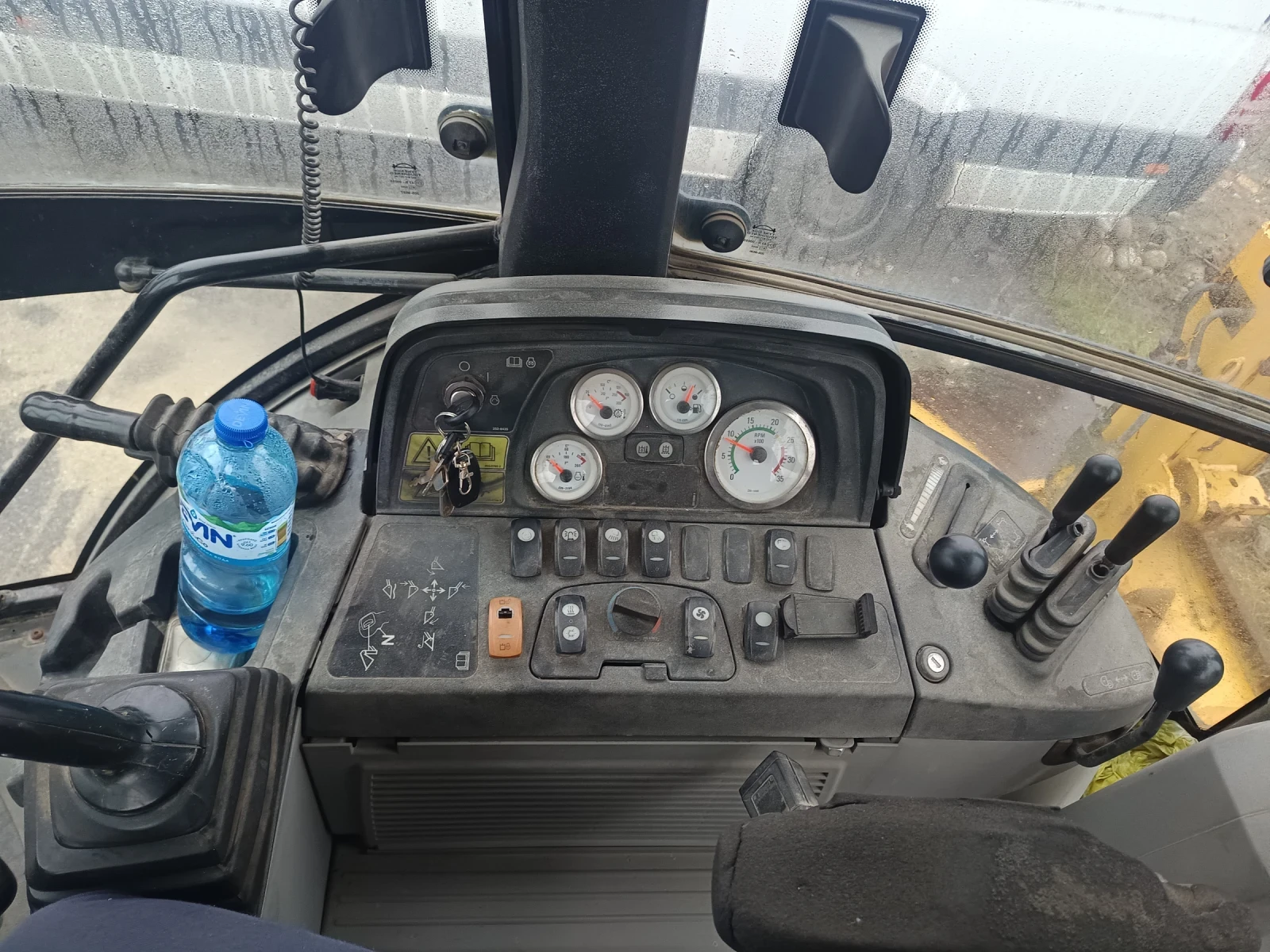 Багер Cat 432Е, снимка 8 - Индустриална техника - 54088690