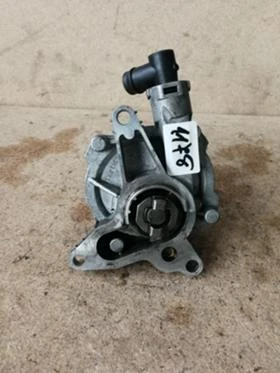 вакуум помпа Nissan Renault Opel Fiat Mercedes - 1.6dci , снимка 1