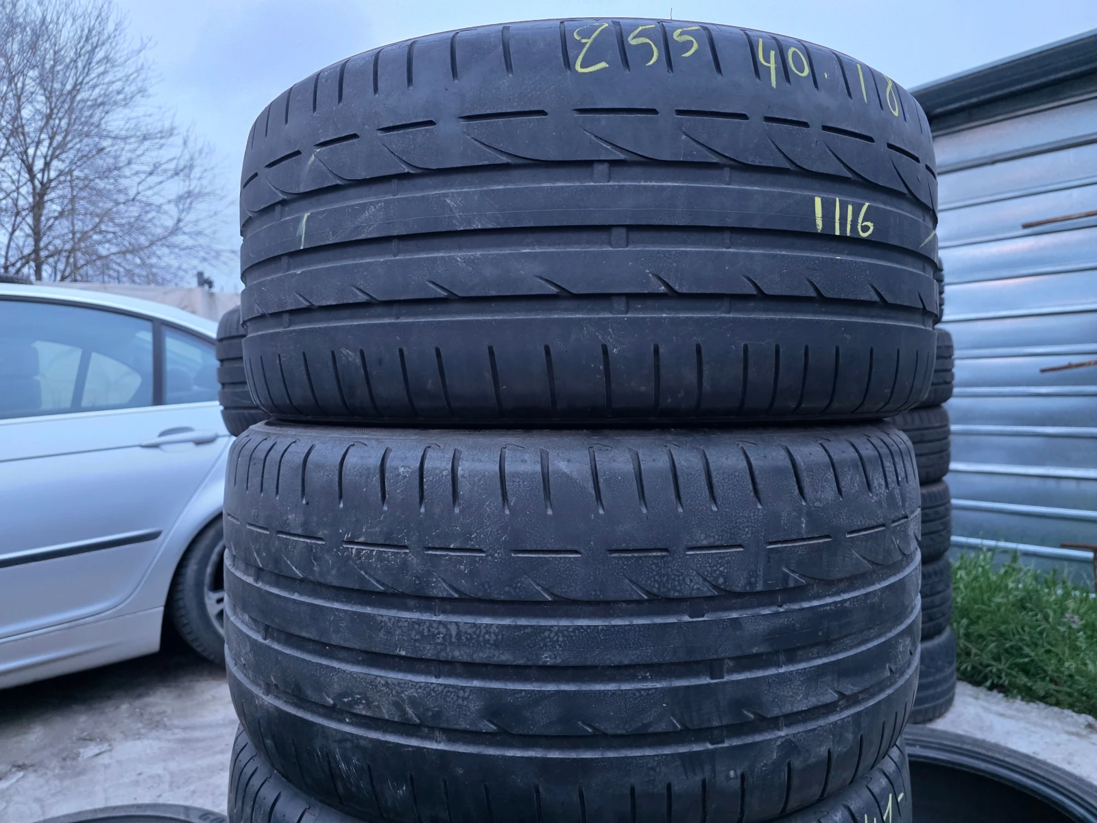 Гуми Летни 255/40R18, снимка 5 - Гуми и джанти - 54731049