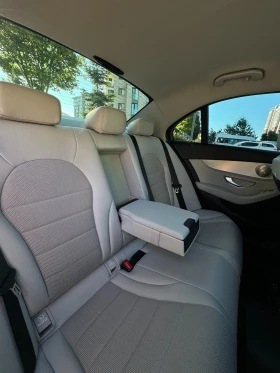 Mercedes-Benz C 220, снимка 11