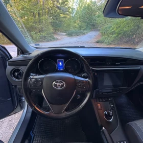 Toyota Auris 1.8 hybride , снимка 2