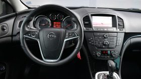 Opel Insignia Sports Tourer 2.0 CDTi Cosmo Automatic, снимка 9