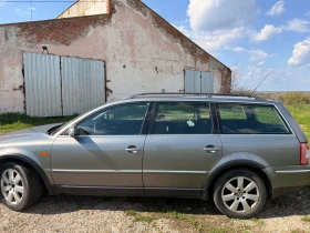 VW Passat - 1799 € / 3518.54 лв. - 13508842 4