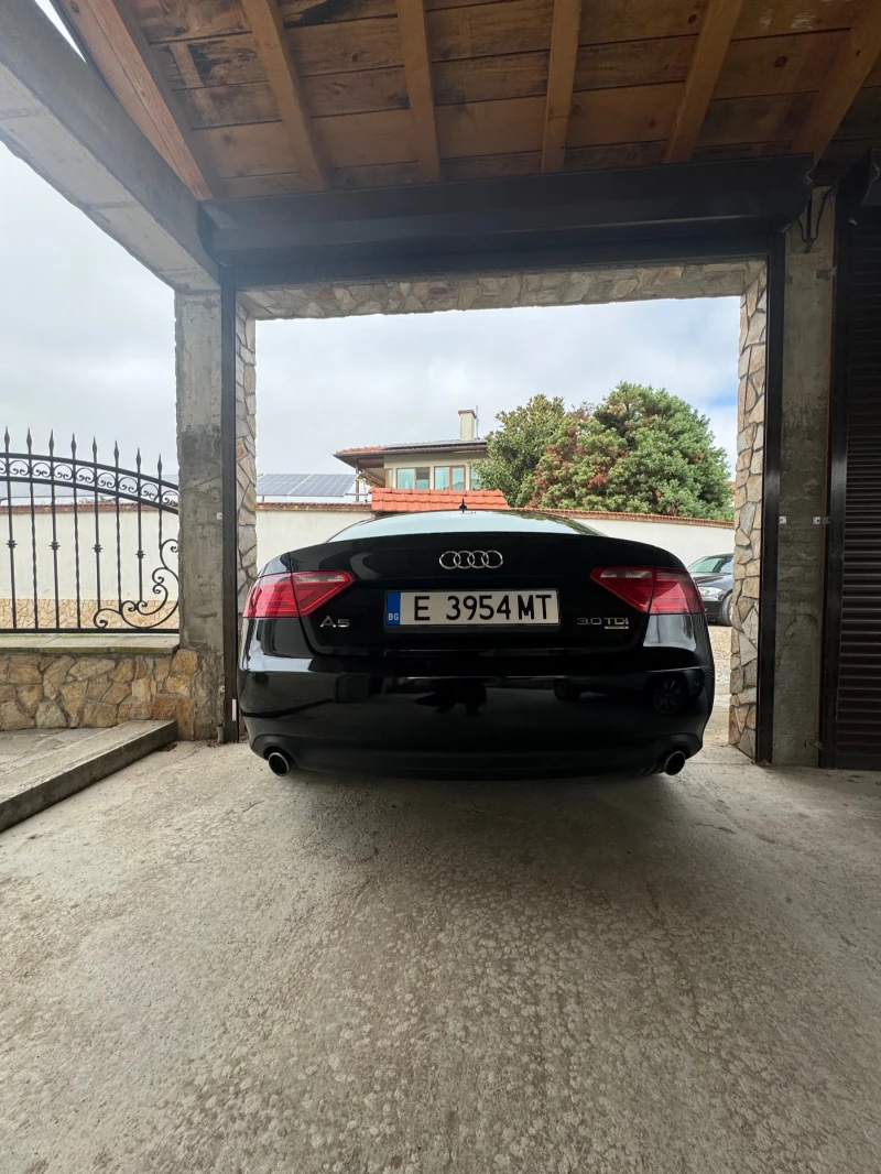 Audi A5 3.0 TDI B&O/239hp/КОЖА/ПОДГРЕВ/ОБСЛУЖЕНА/РЕАЛНИ КМ, снимка 13 - Автомобили и джипове - 47648682