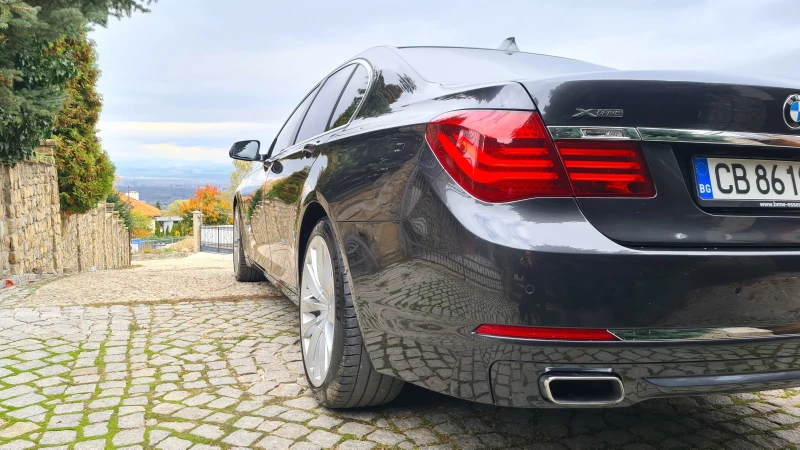 BMW 750 d xDrive, снимка 5 - Автомобили и джипове - 47934372