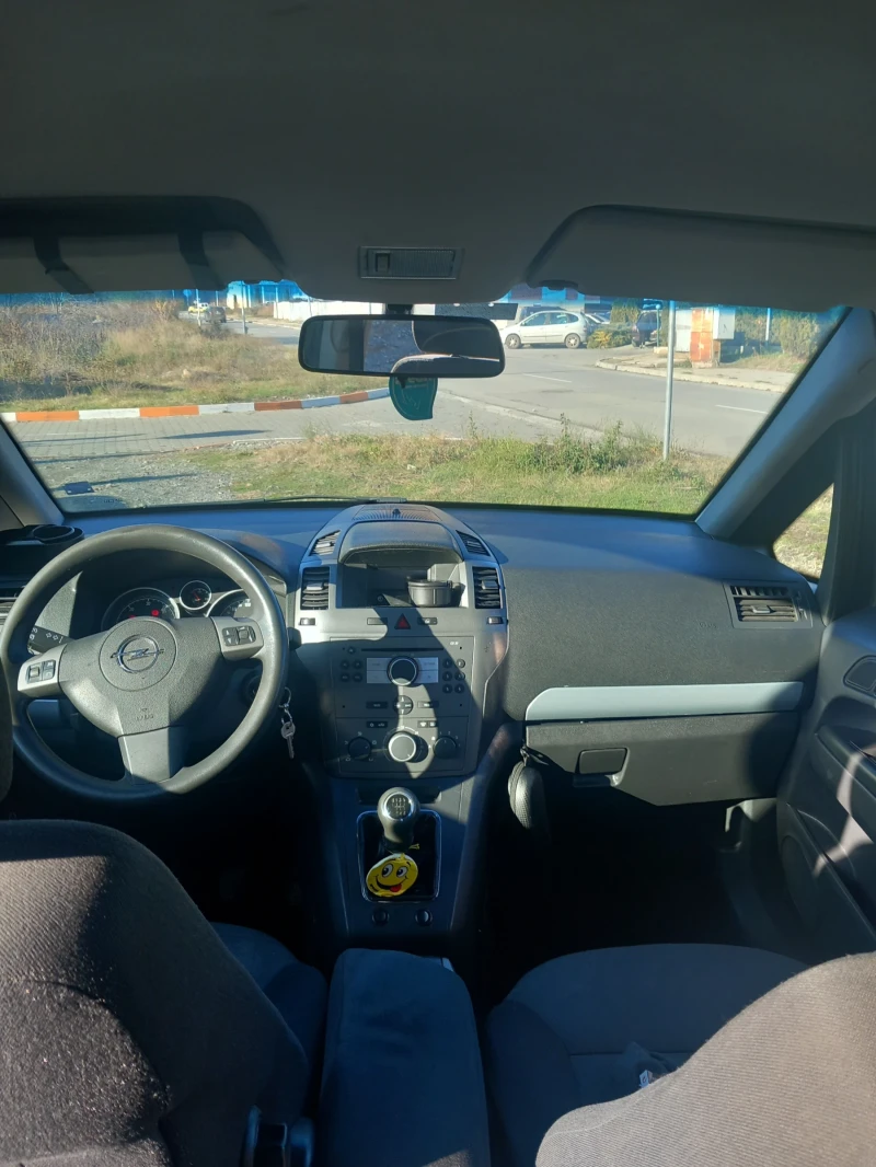 Opel Zafira, снимка 3 - Автомобили и джипове - 48559947