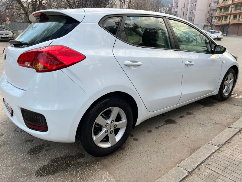 Kia Ceed 1.4 NOVA 100 kc, снимка 3 - Автомобили и джипове - 48885281