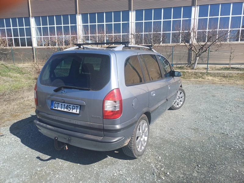 Opel Zafira Zafira A, снимка 13 - Автомобили и джипове - 49373159