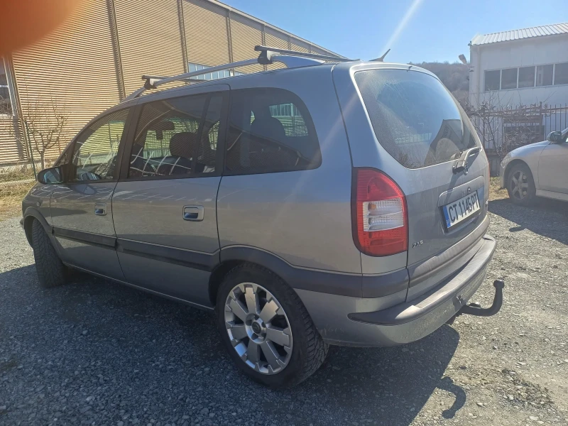 Opel Zafira Zafira A, снимка 12 - Автомобили и джипове - 49373159