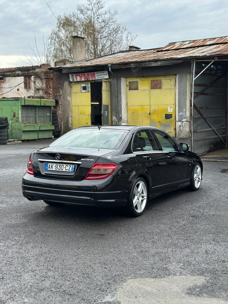 Mercedes-Benz C 220, снимка 4 - Автомобили и джипове - 52459000