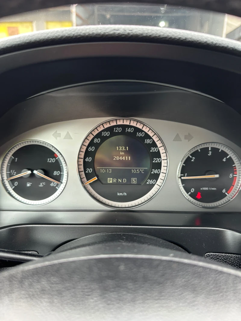 Mercedes-Benz C 220, снимка 10 - Автомобили и джипове - 52459000